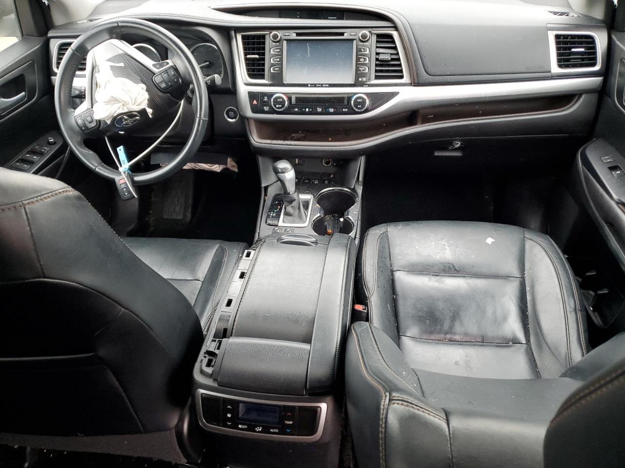 2016 Toyota Highlander - Image 8