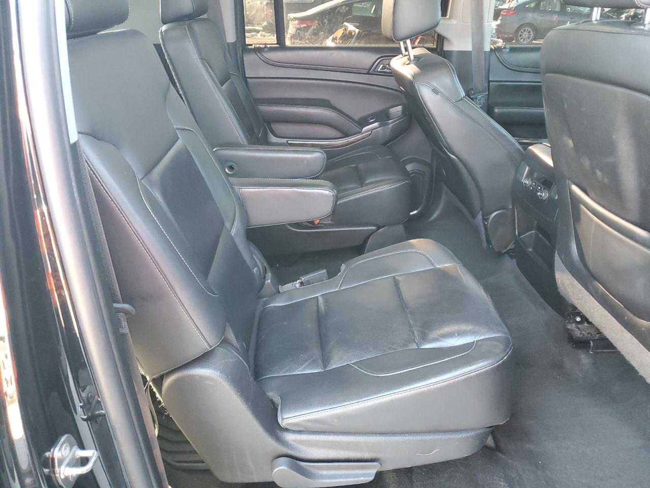 2015 Chevrolet Suburban - Image 12