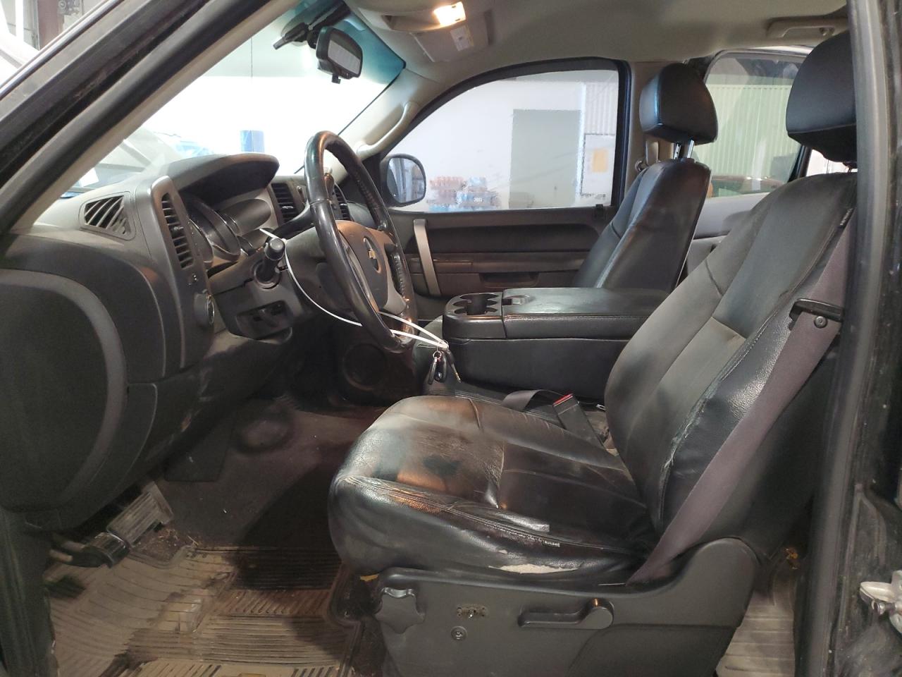 2011 Chevrolet Silverado - Image 7