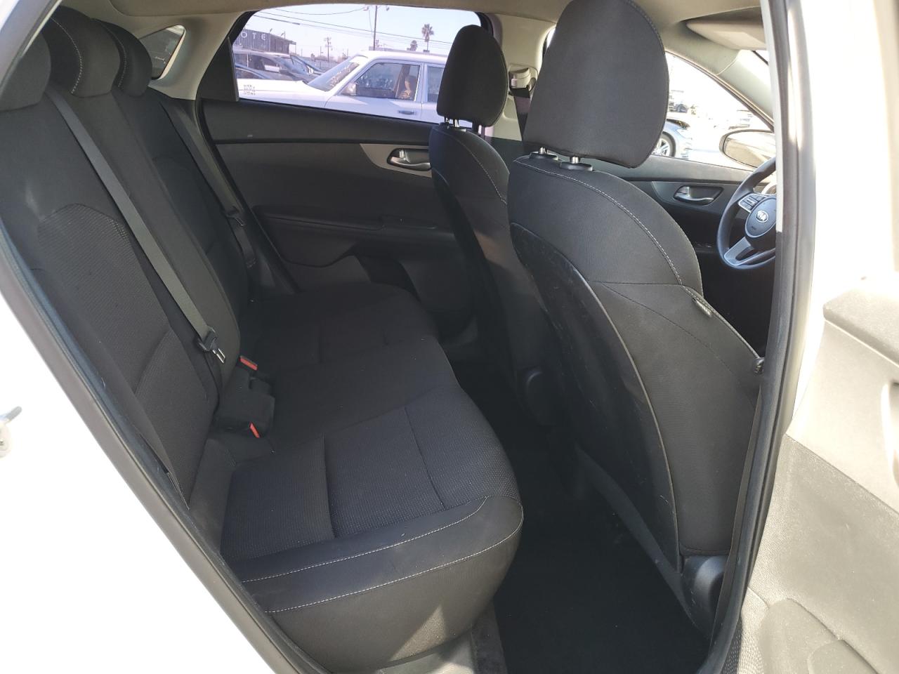 2019 Kia Forte - Image 10