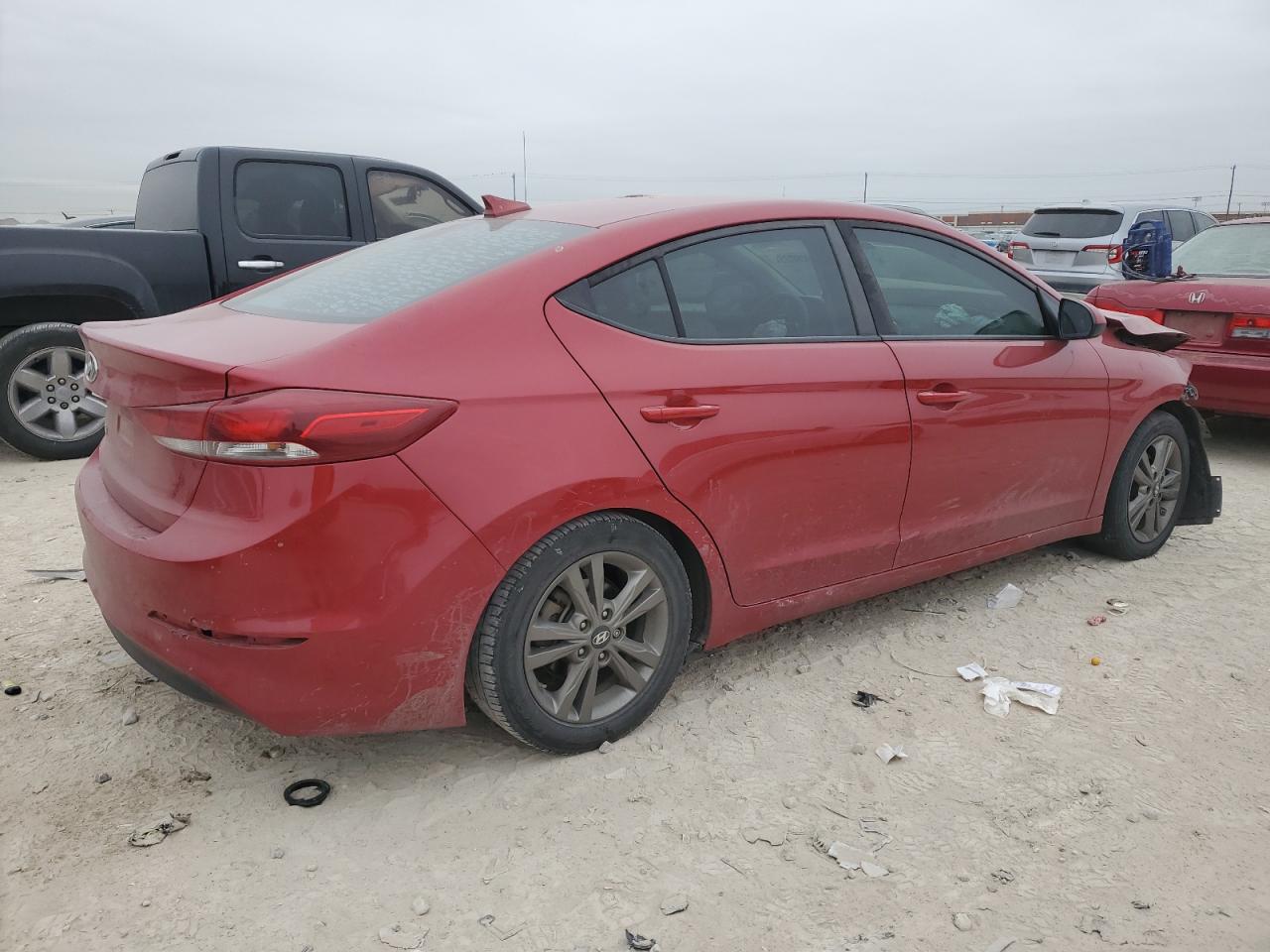 2018 Hyundai Elantra - Image 3