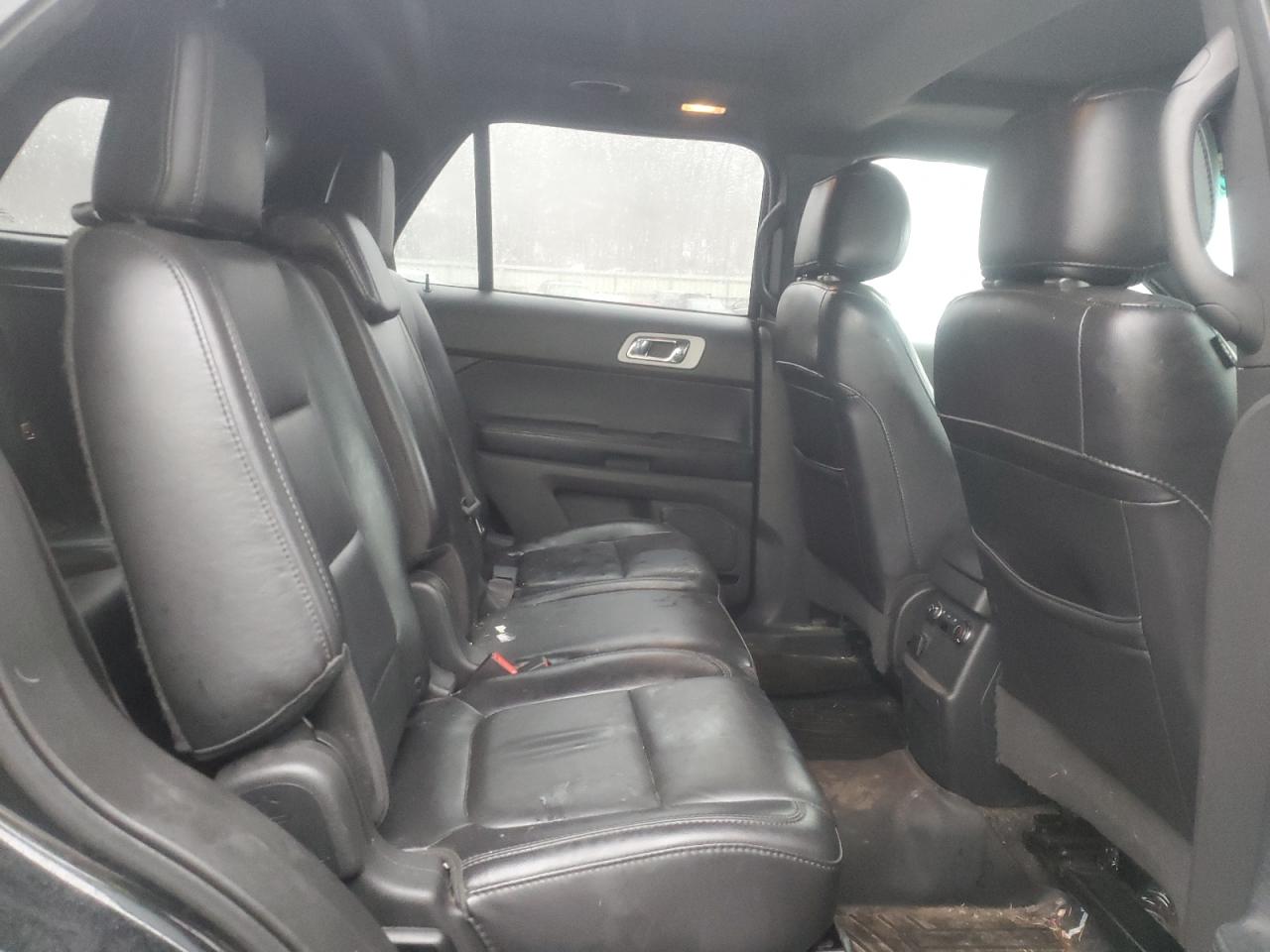2014 Ford Explorer - Image 11