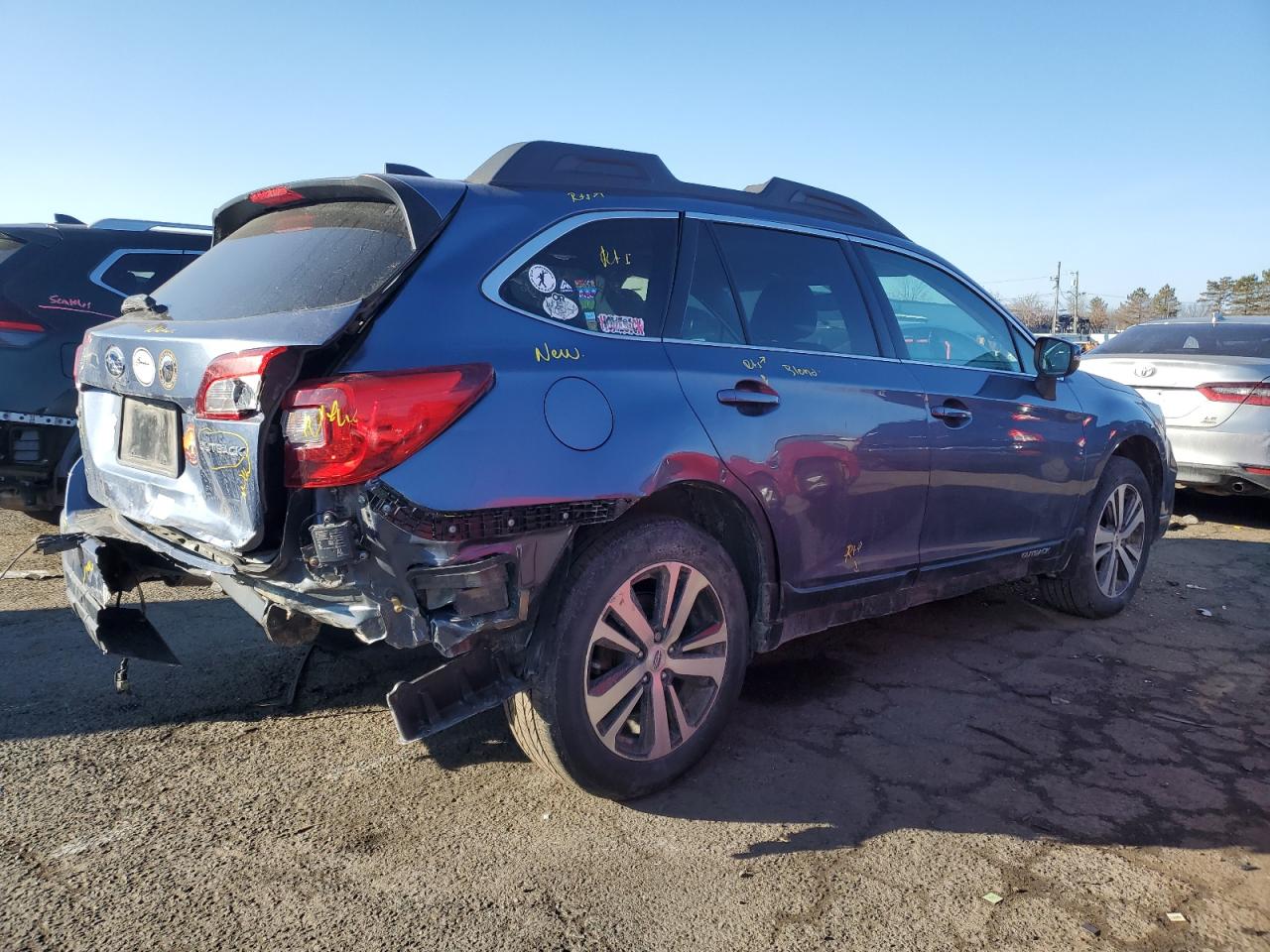 2018 Subaru Outback - Image 3