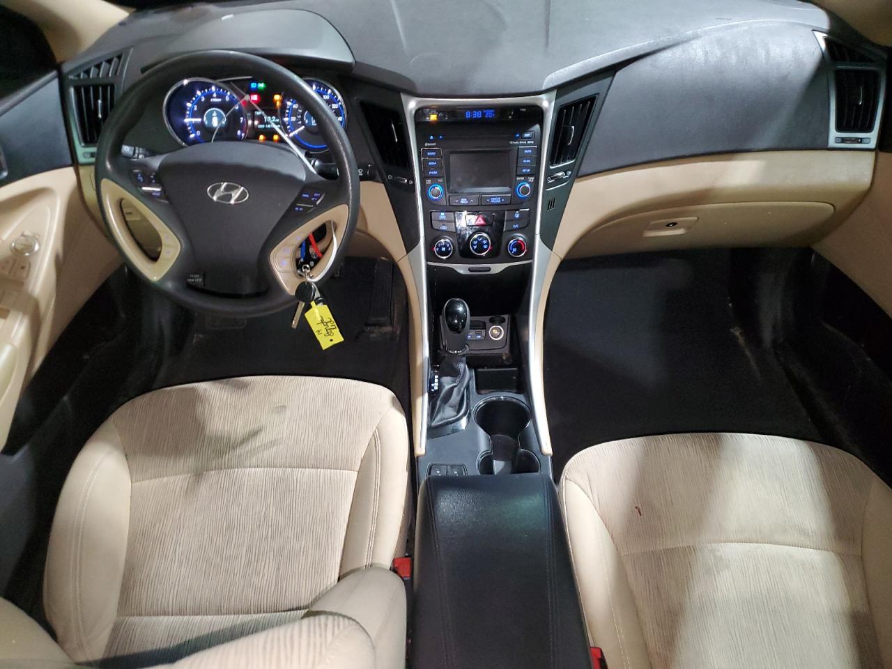 2014 Hyundai Sonata - Image 8