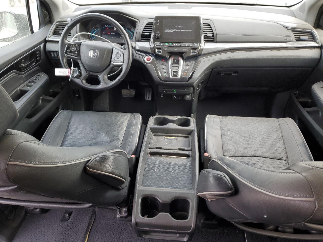 2022 Honda Odyssey - Image 8