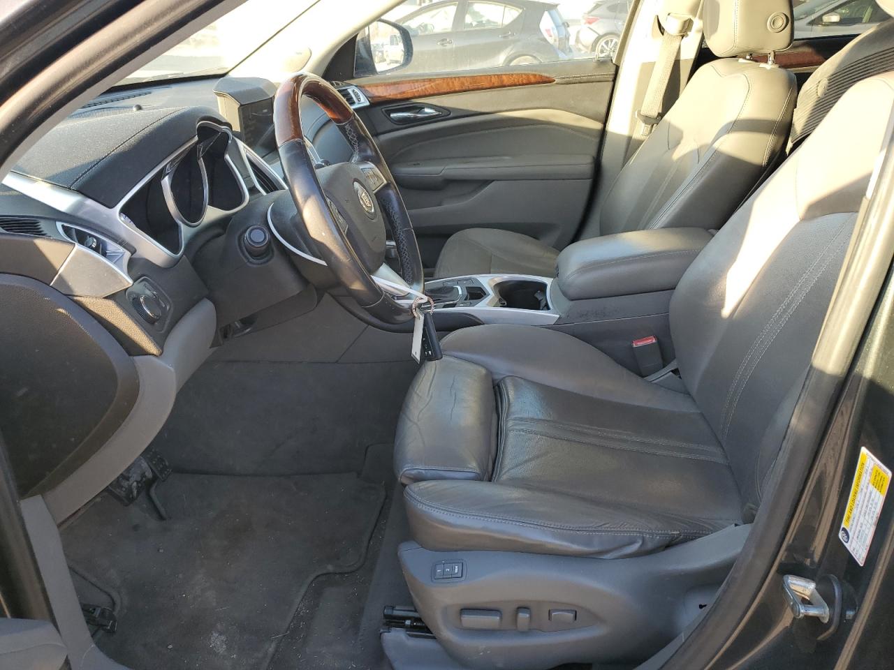 2010 Cadillac SRX - Image 7