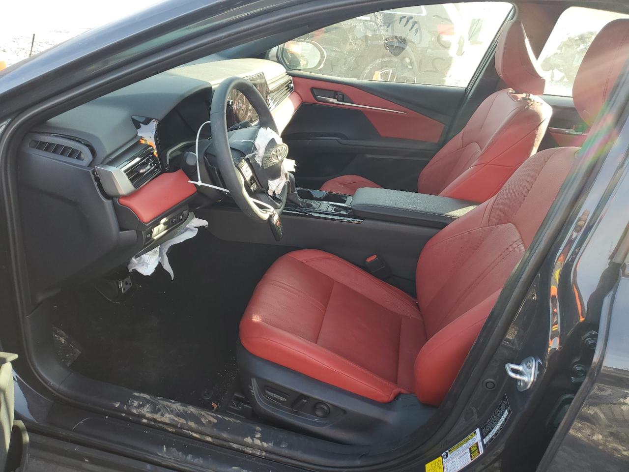 2025 Toyota Camry - Image 7