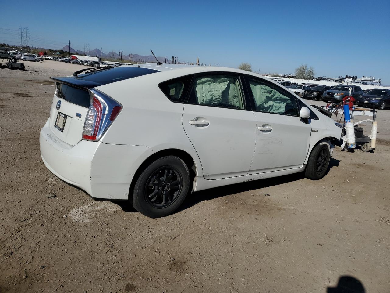 2014 Toyota Prius - Image 3