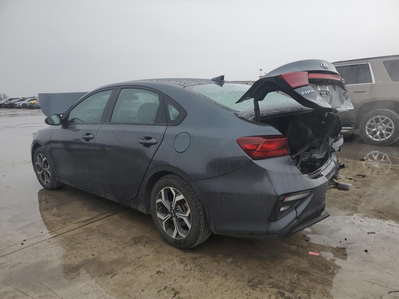 2019 Kia Forte - Image 2