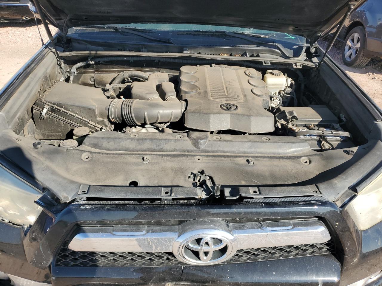 2011 Toyota 4Runner - Image 12
