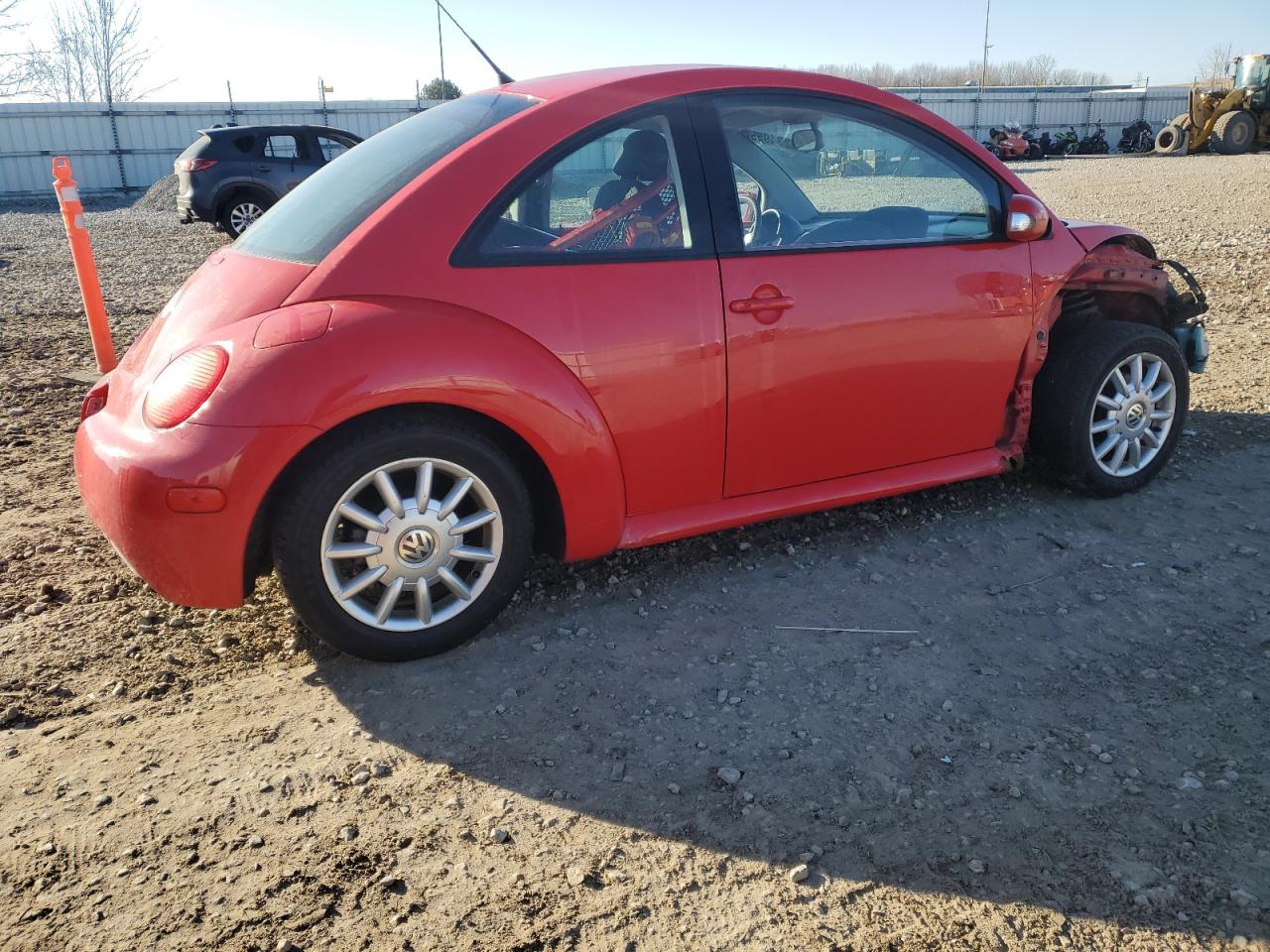 2004 Volkswagen Beetle - Image 3