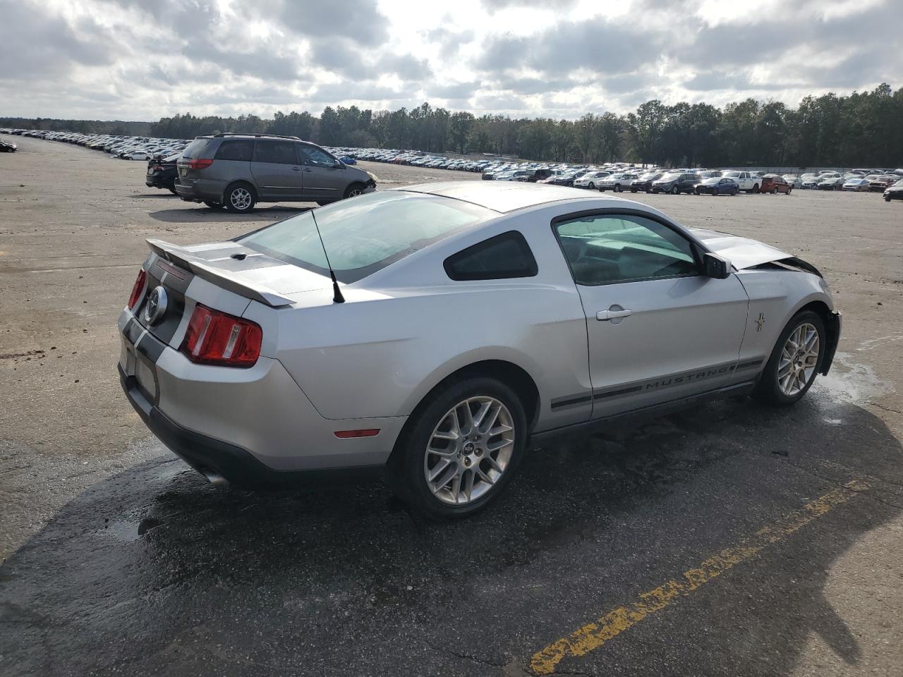 2012 Ford Mustang - Image 3