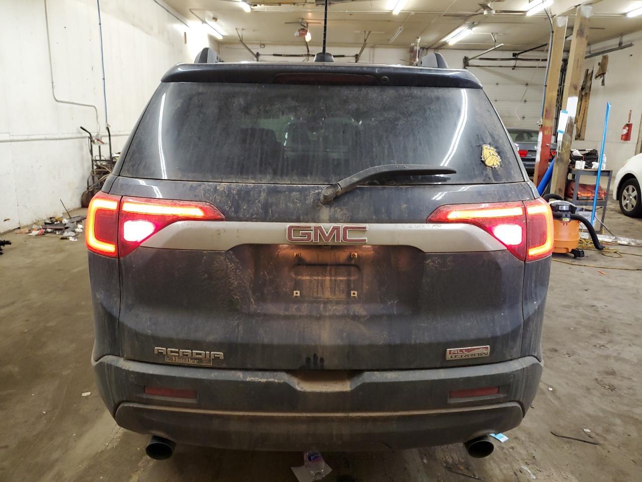 2018 GMC Acadia - Image 6
