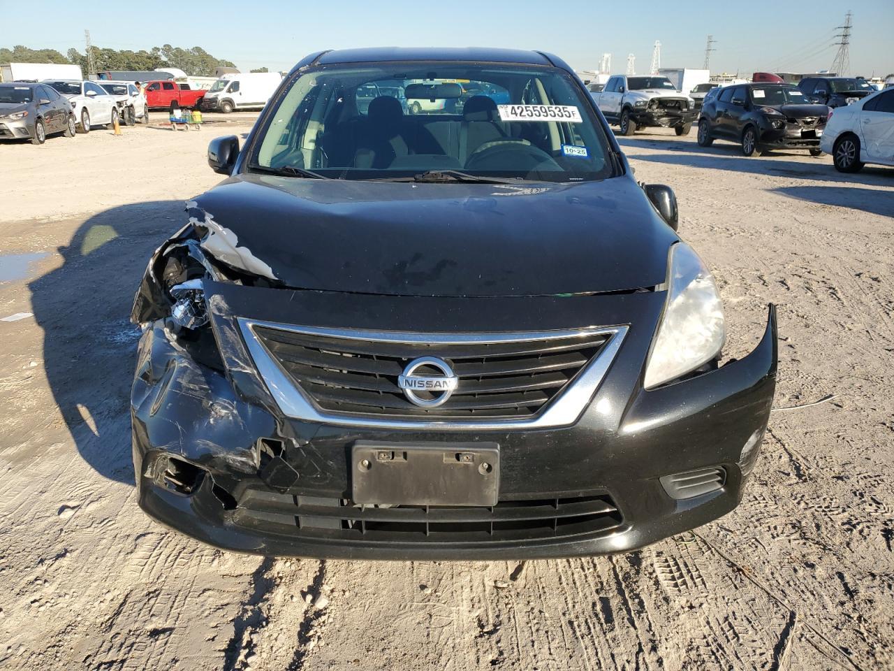 2014 Nissan Versa - Image 5