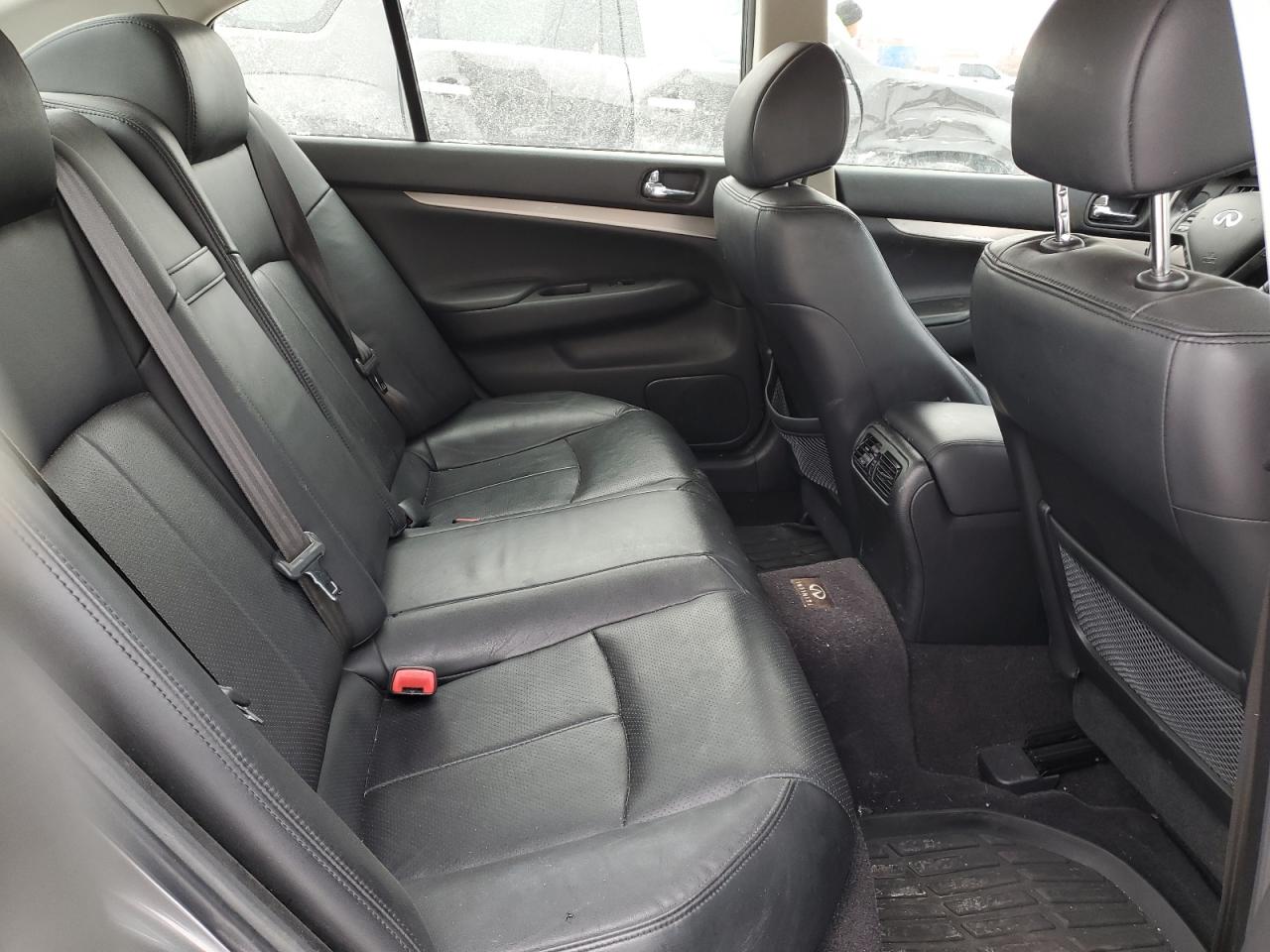 2013 Infiniti G - Image 11
