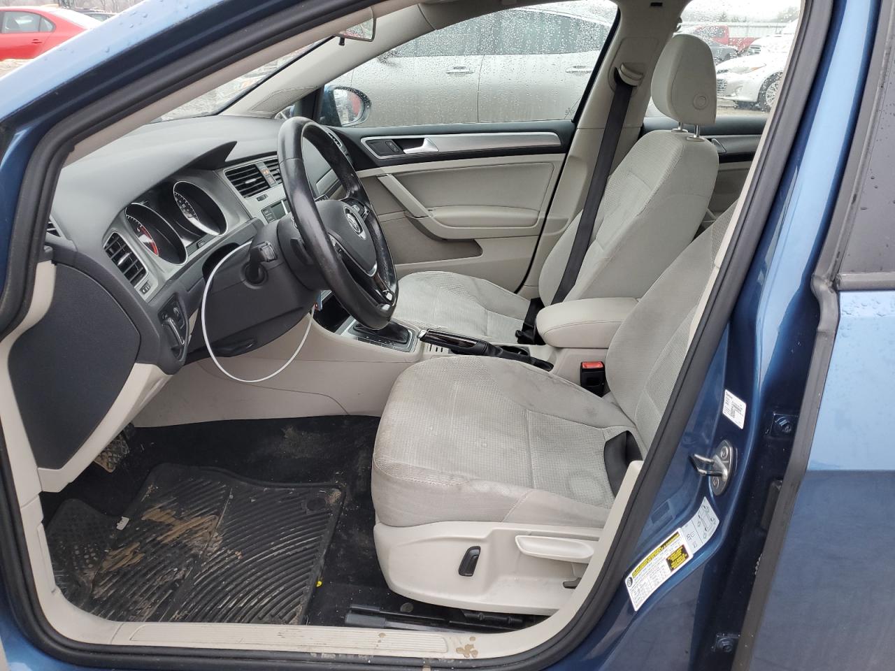 2016 Volkswagen Golf - Image 7