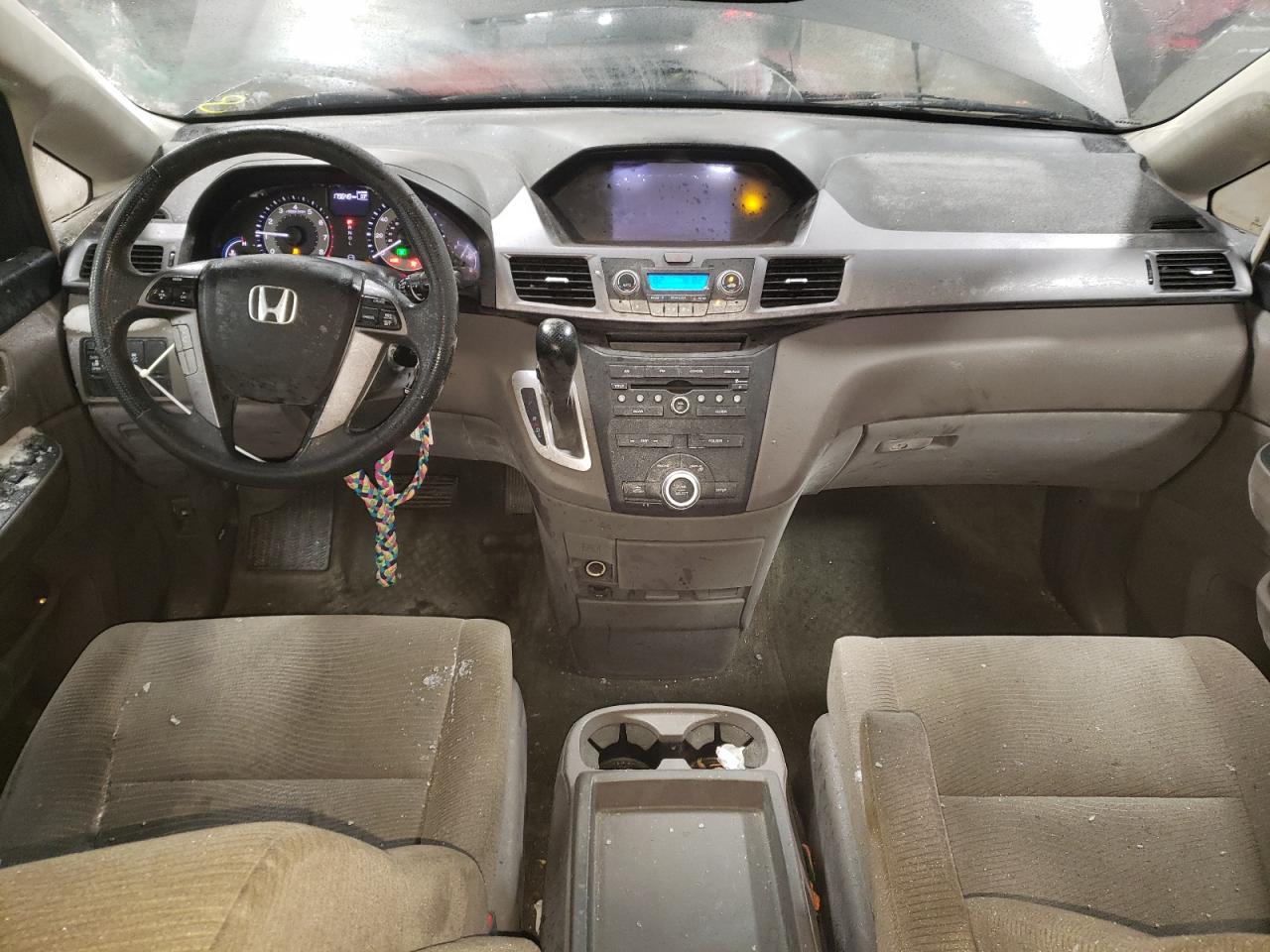 2012 Honda Odyssey - Image 8