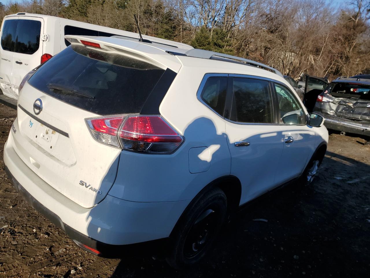 2016 Nissan Rogue - Image 3
