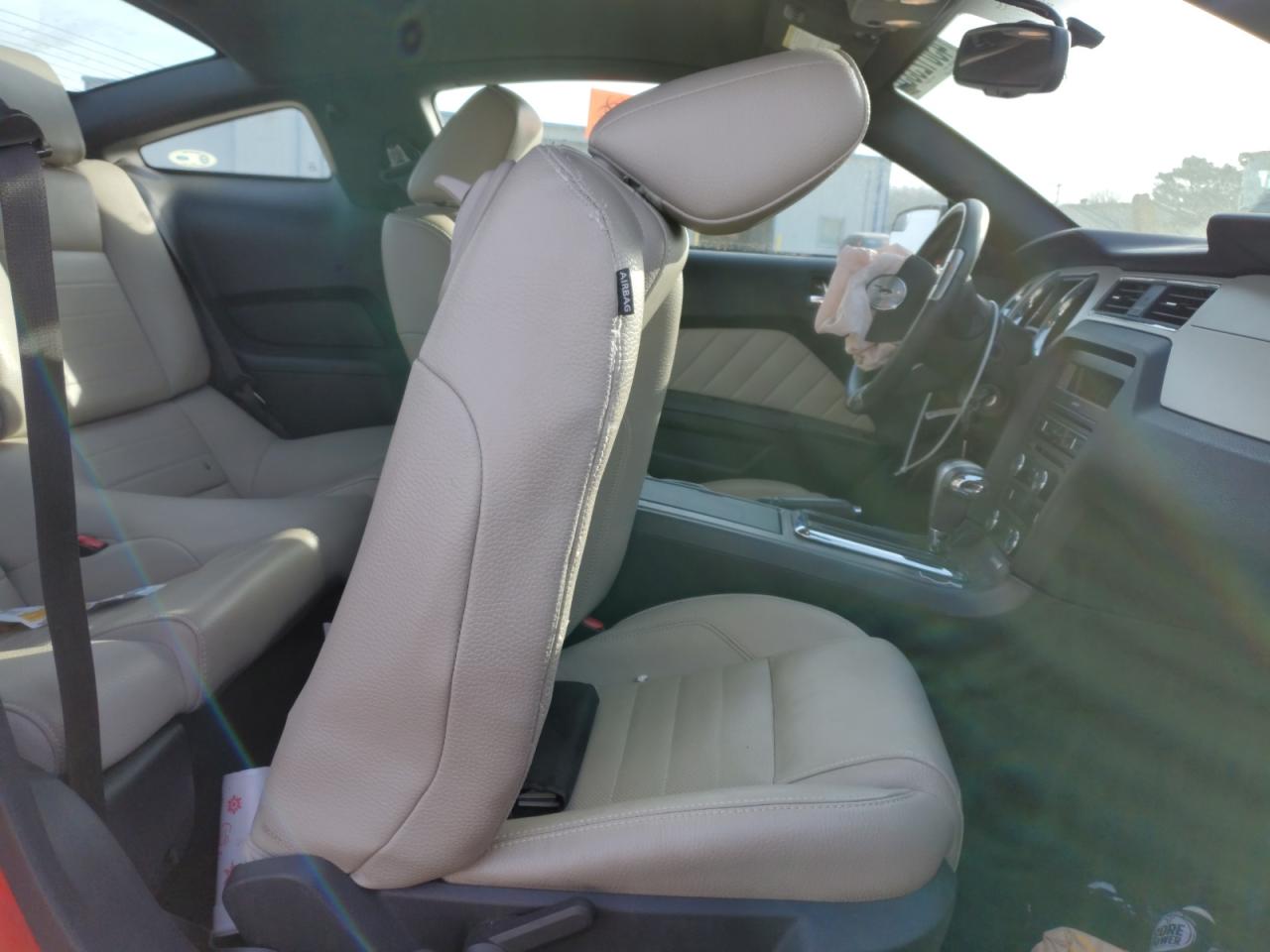 2012 Ford Mustang - Image 10
