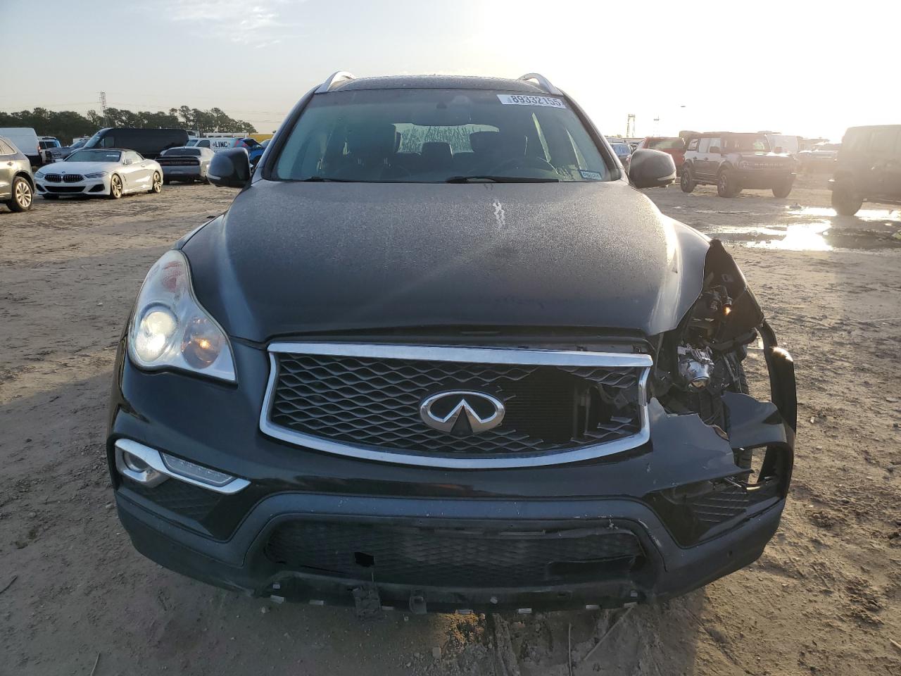 2017 Infiniti QX50 - Image 5