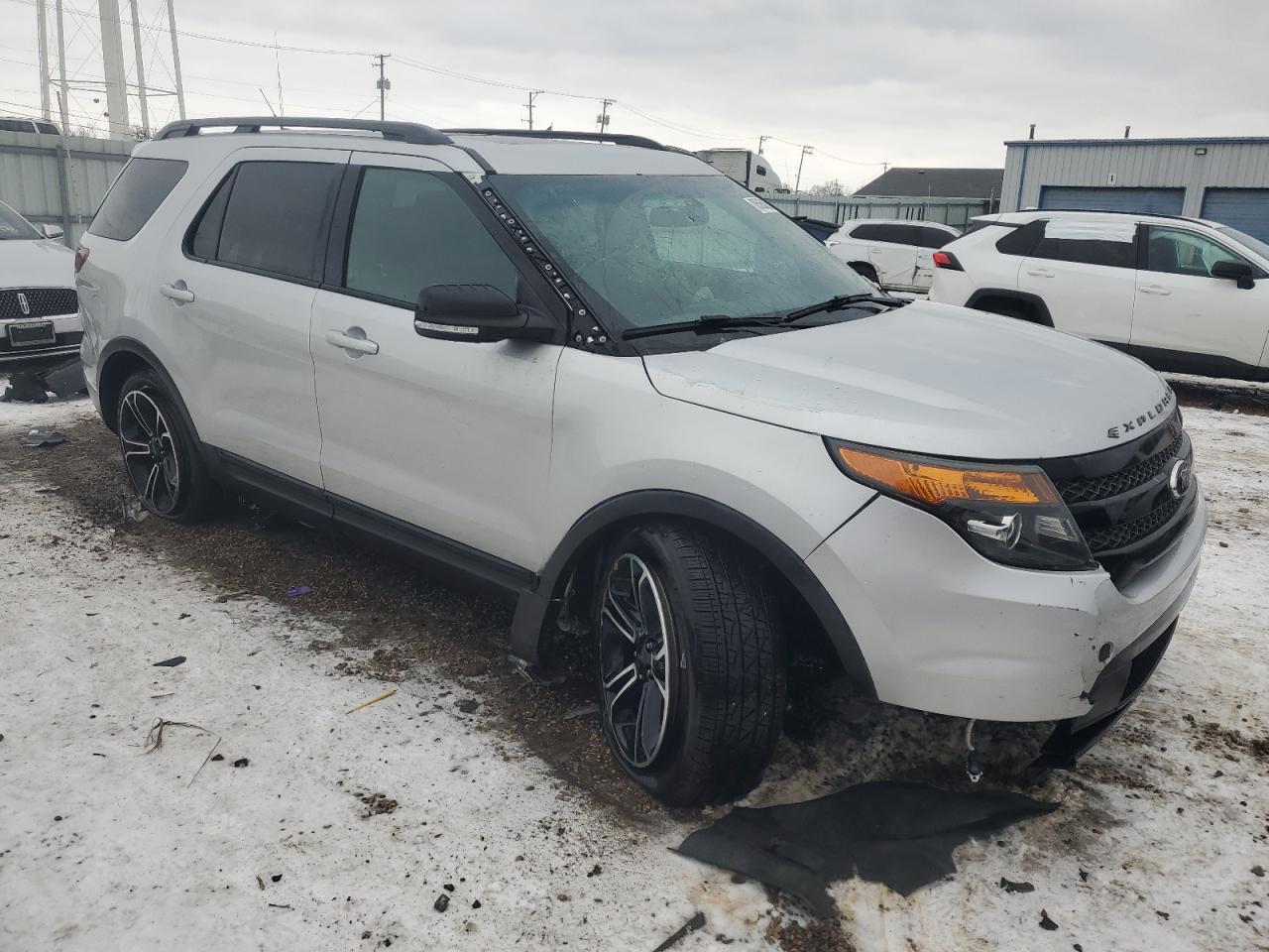 2015 Ford Explorer - Image 4