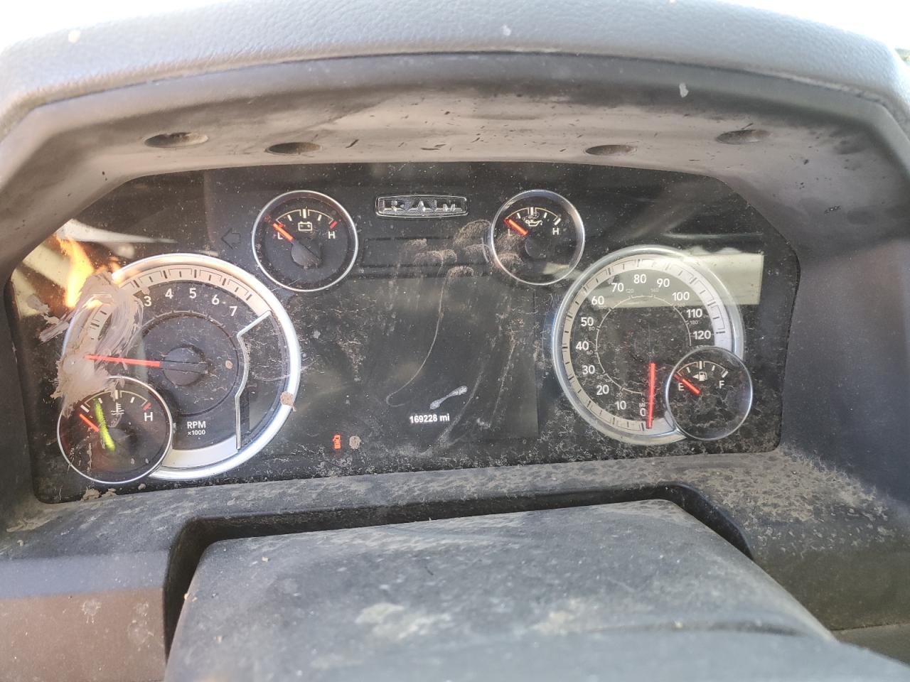 2017 RAM 1500 - Image 9