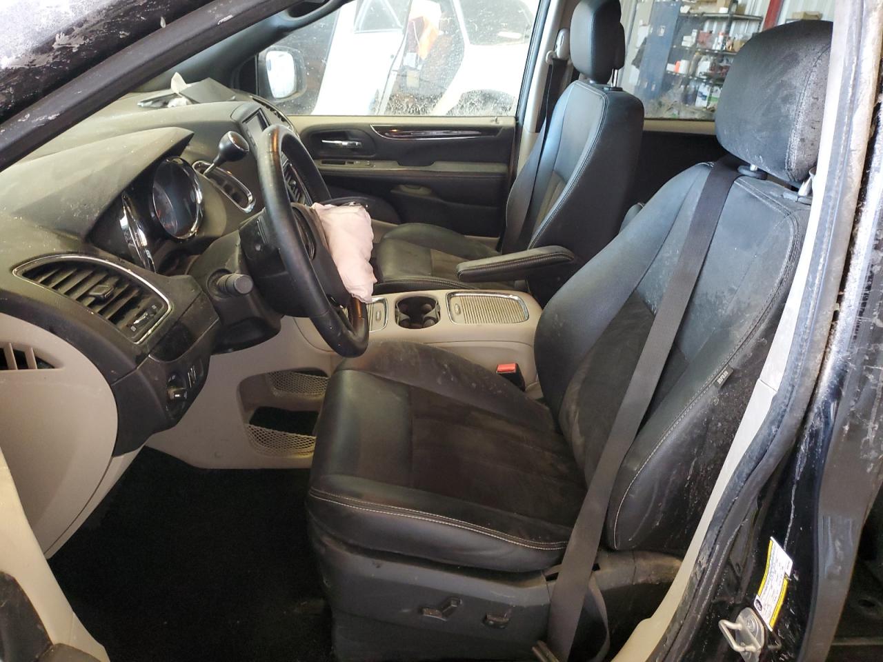 2019 Dodge Caravan - Image 7