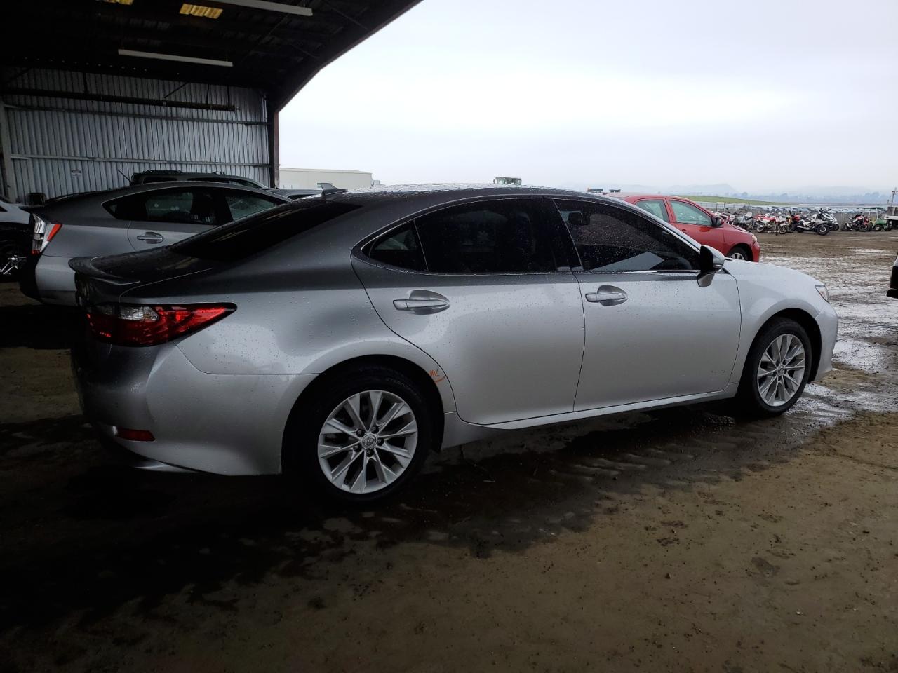 2014 Lexus ES - Image 3