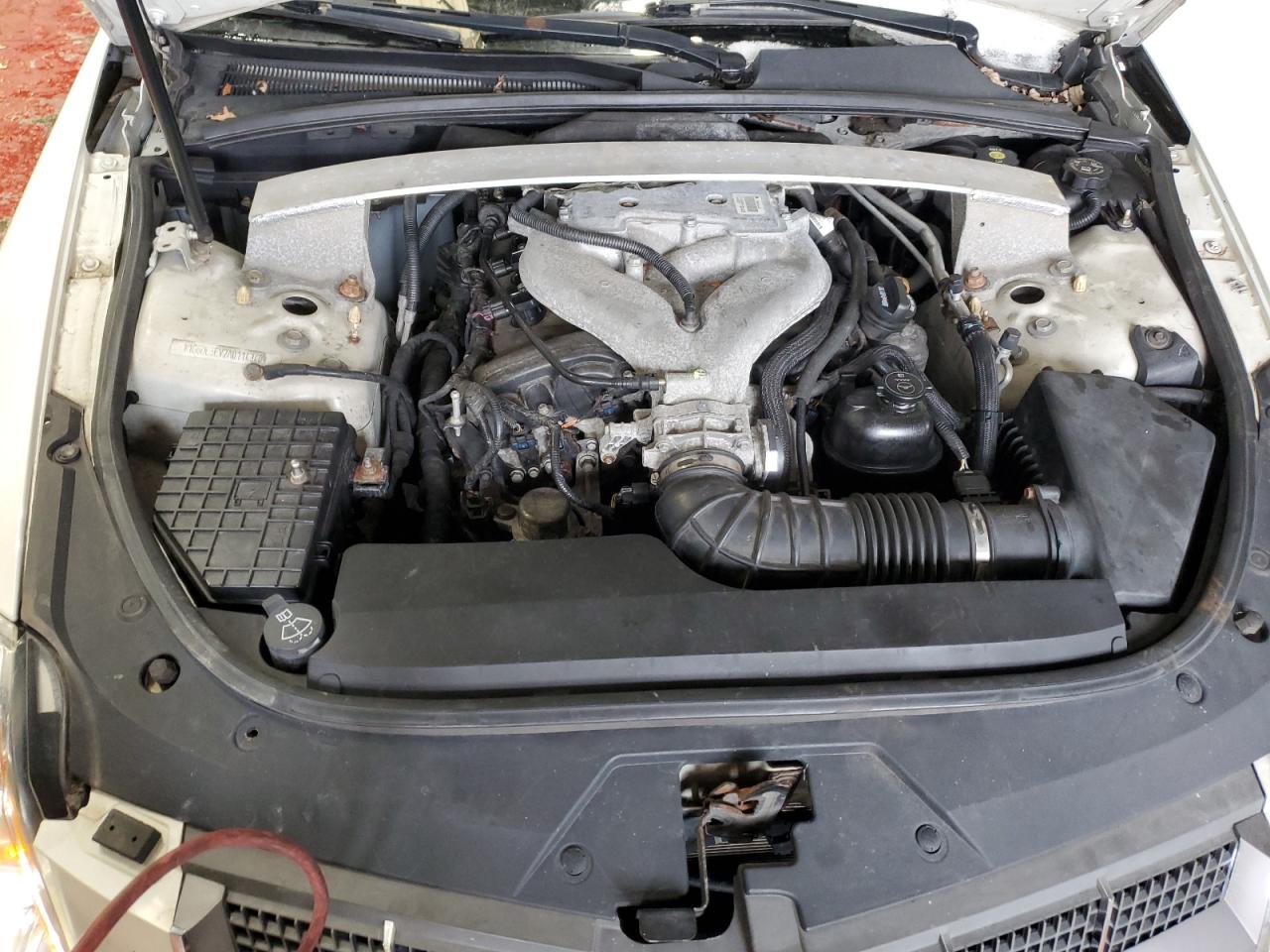 2010 Cadillac CTS - Image 11