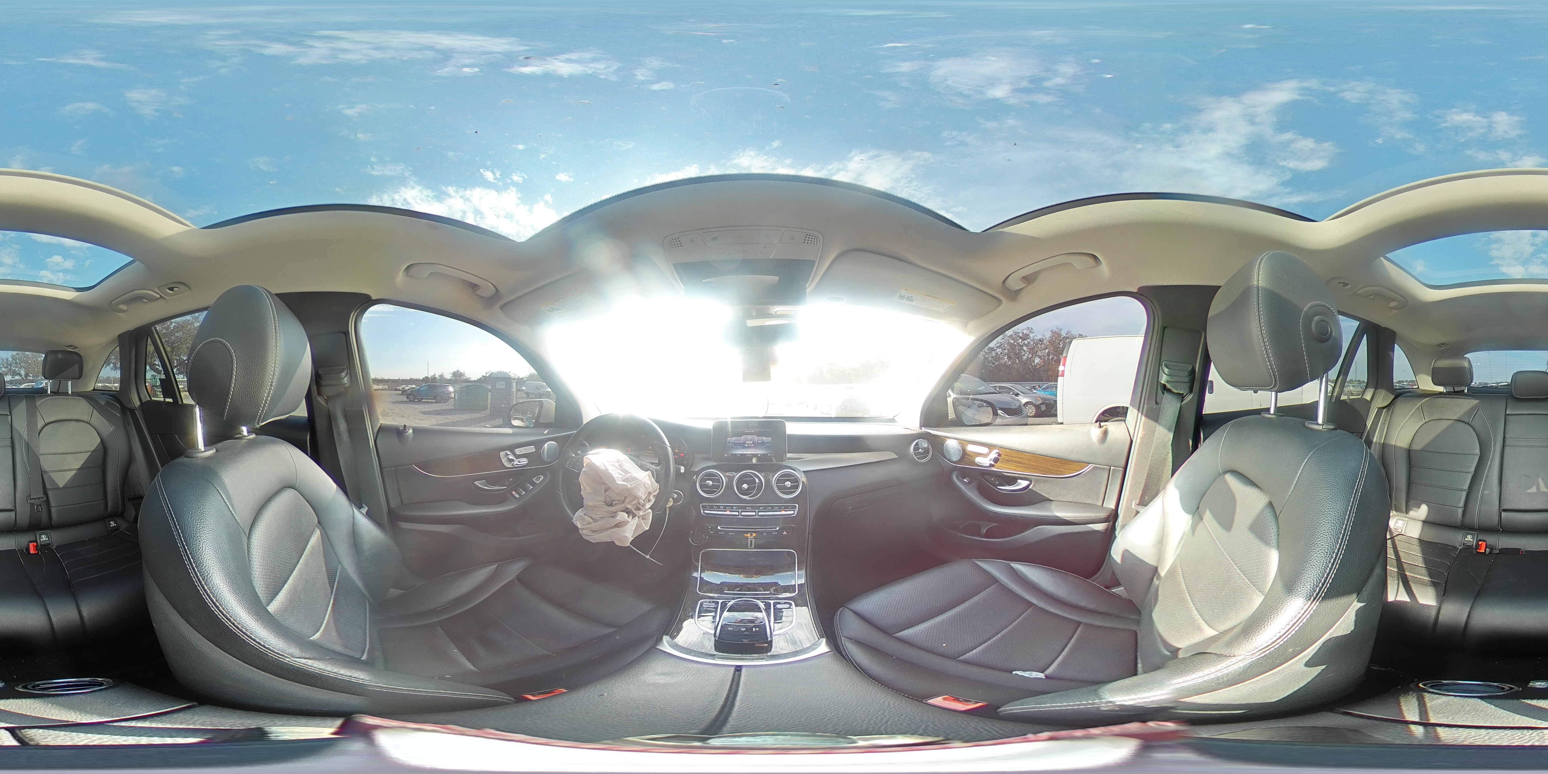 2016 Mercedes-Benz GLC - Image 13
