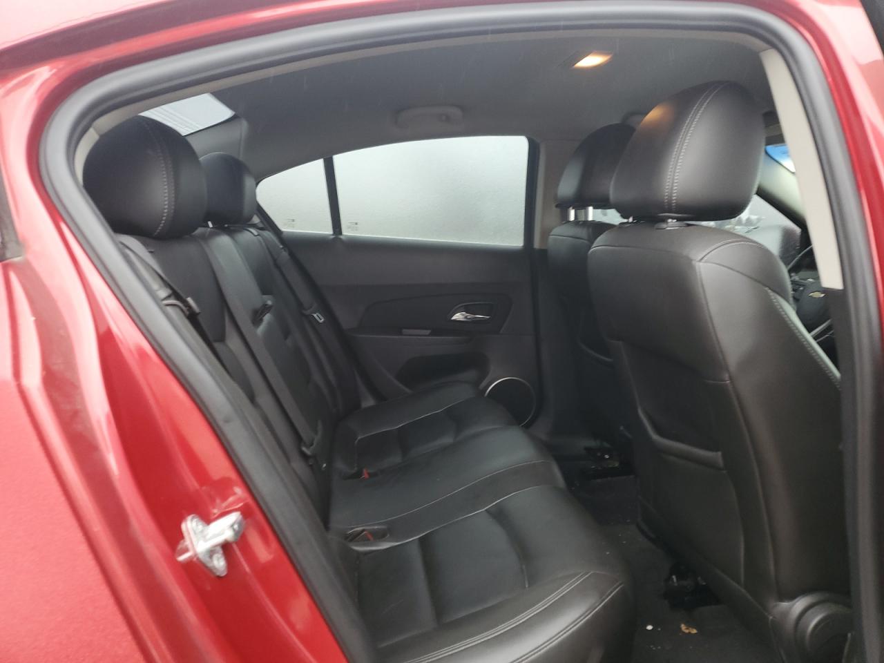 2012 Chevrolet Cruze - Image 10