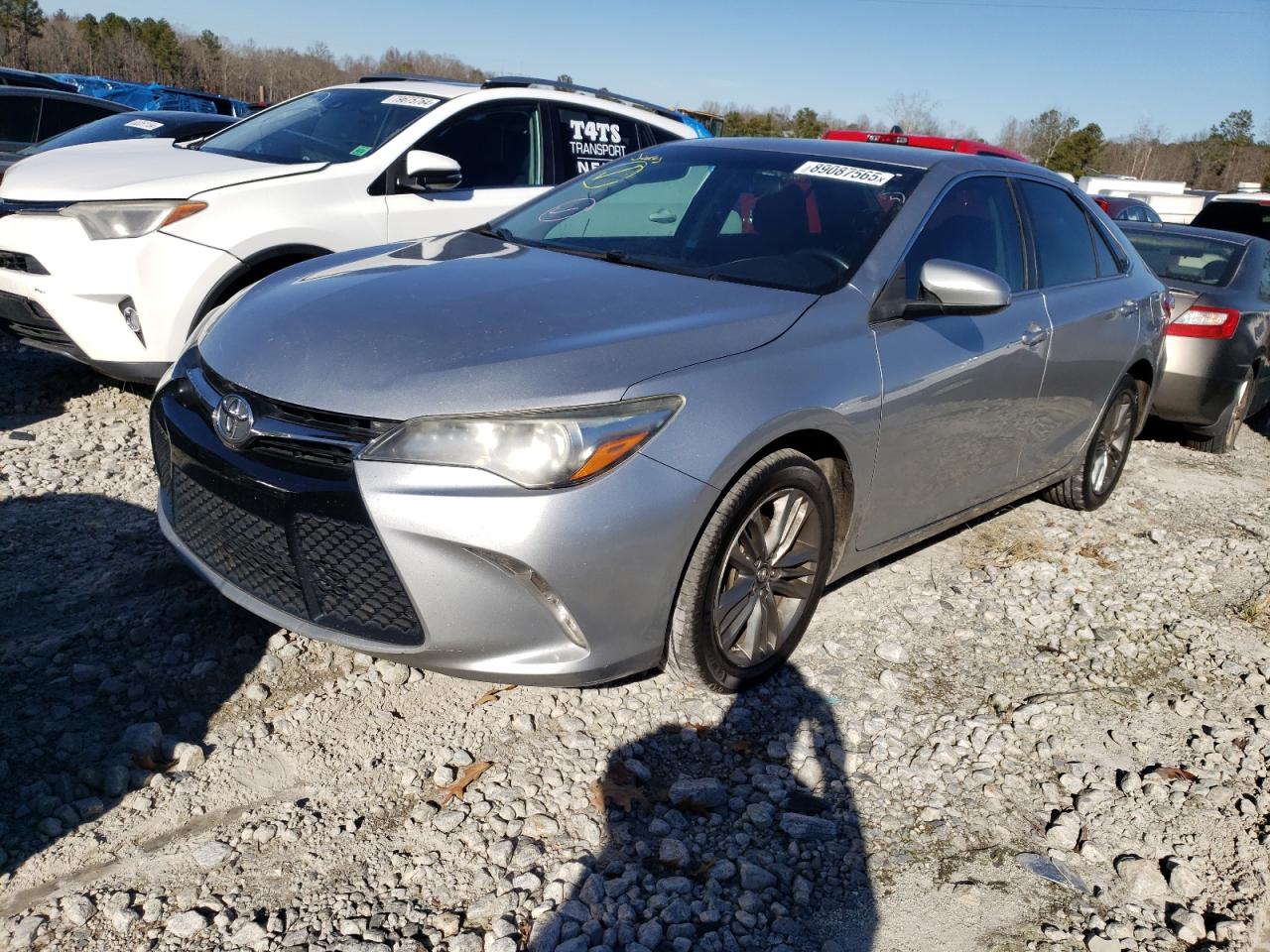 VIN 4T1BF1FK6HU695820 2017 TOYOTA CAMRY no.1