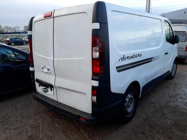 2015 VAUXHALL VIVARO 270