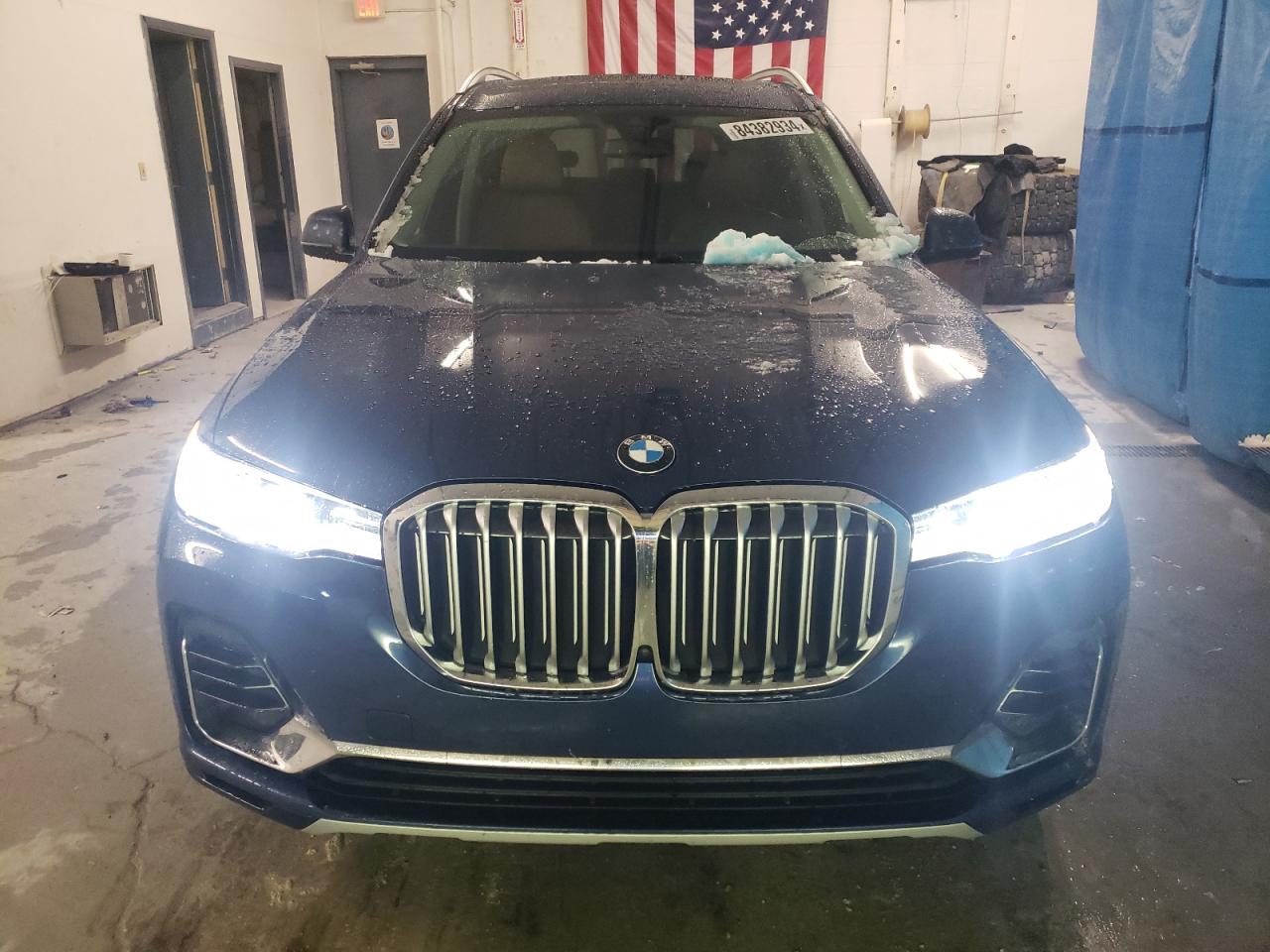 VIN 5UXCW2C08M9F08190 2021 BMW X7 no.5