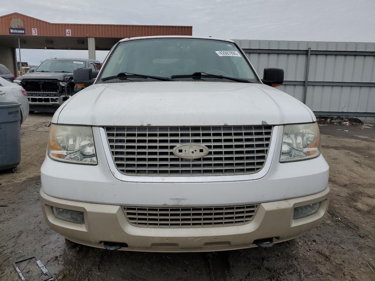 2006 Ford Expedition - Image 5