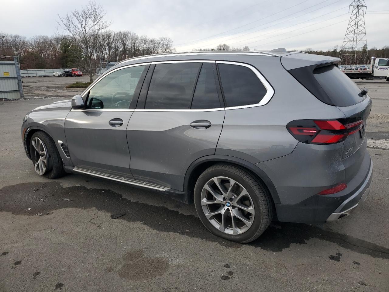 2024 BMW X5 - Image 2