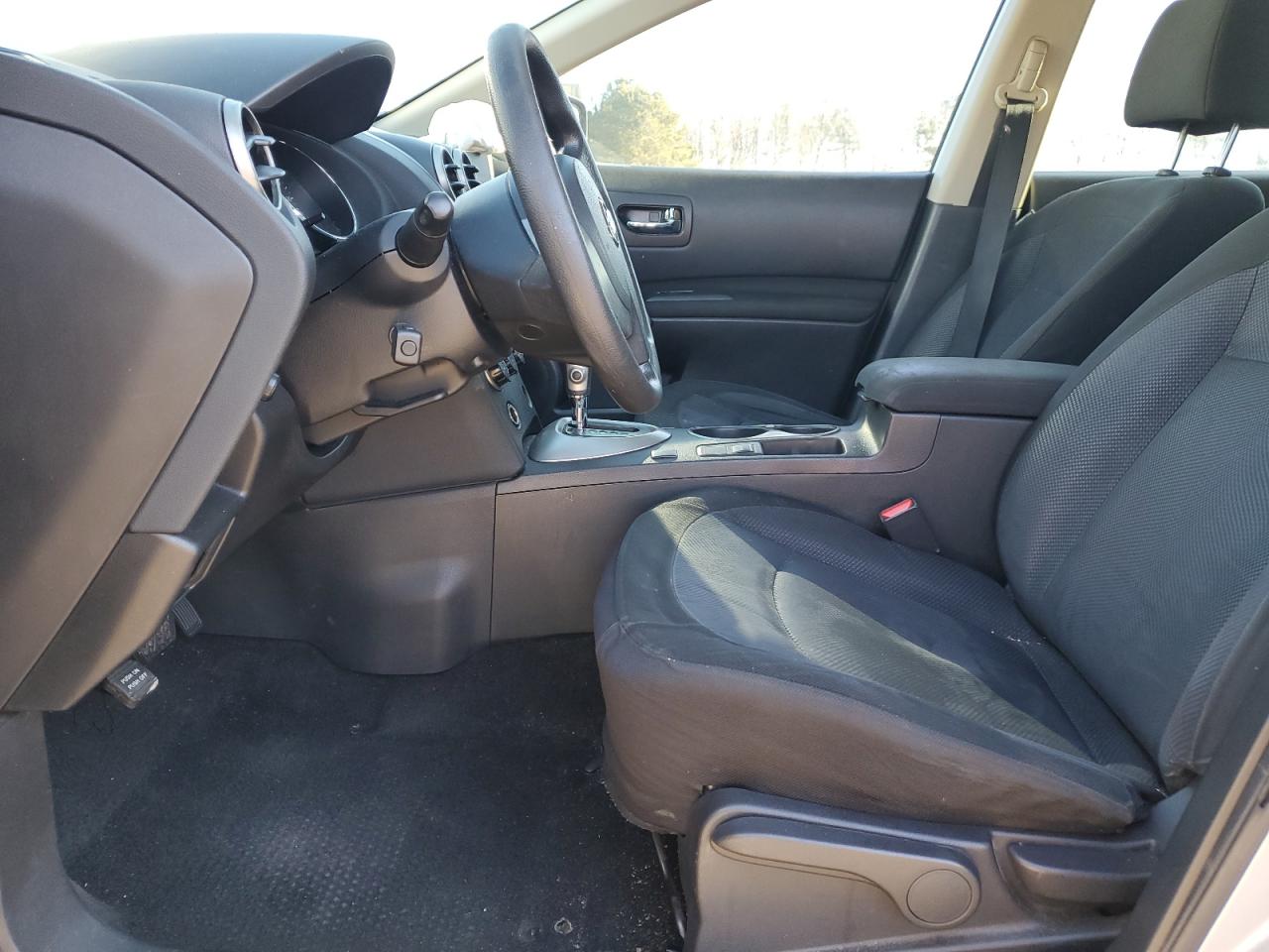 2014 Nissan Rogue - Image 7