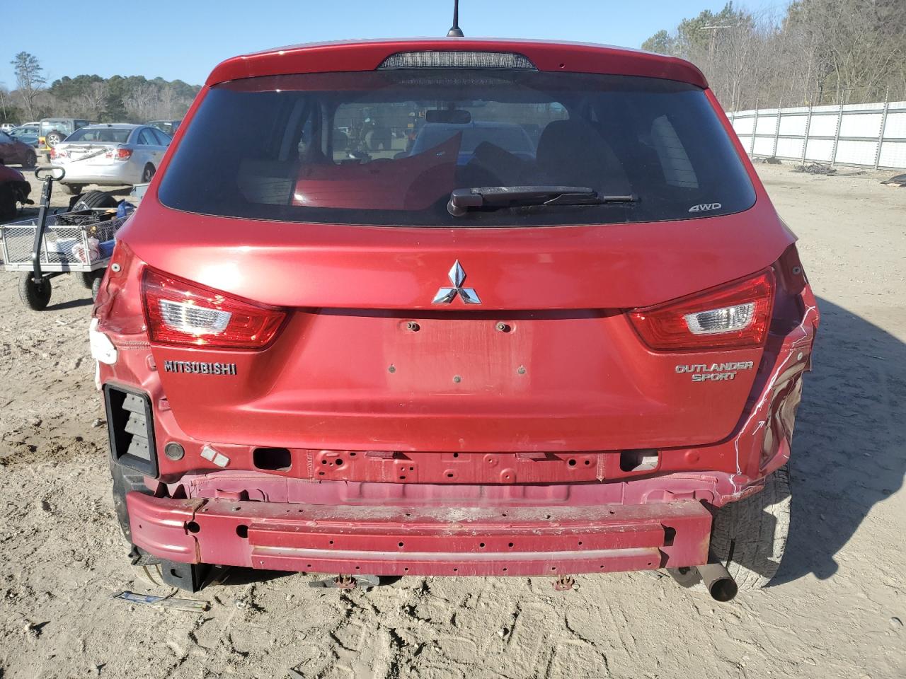 2016 Mitsubishi Outlander - Image 6