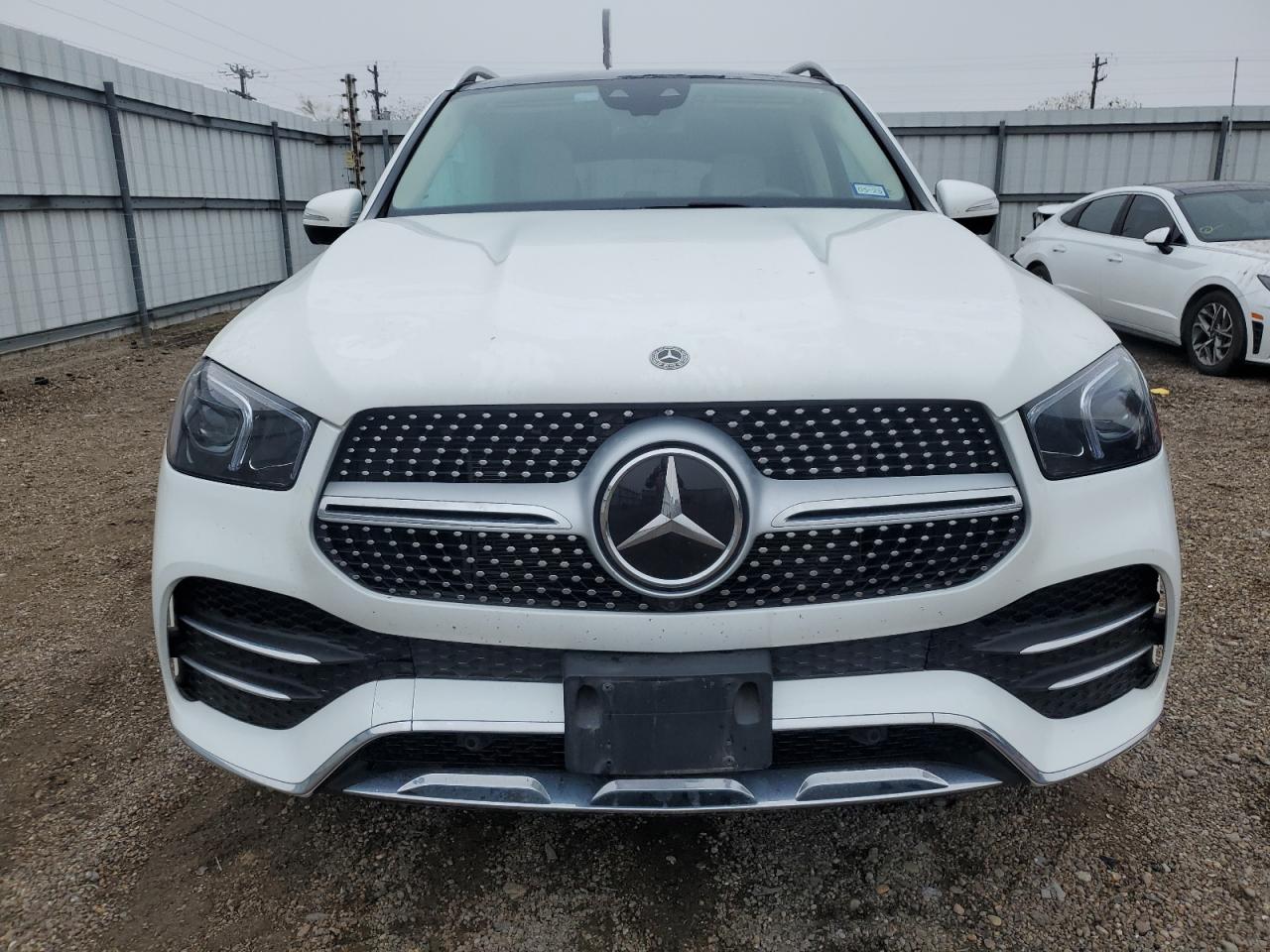 2021 Mercedes-Benz GLE - Image 5