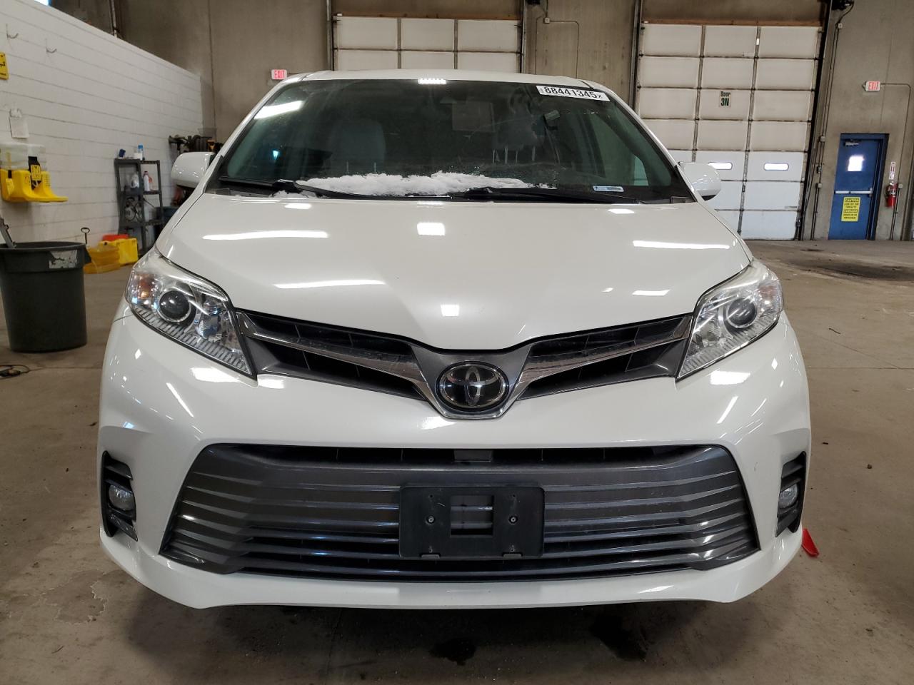 2018 Toyota Sienna - Image 5