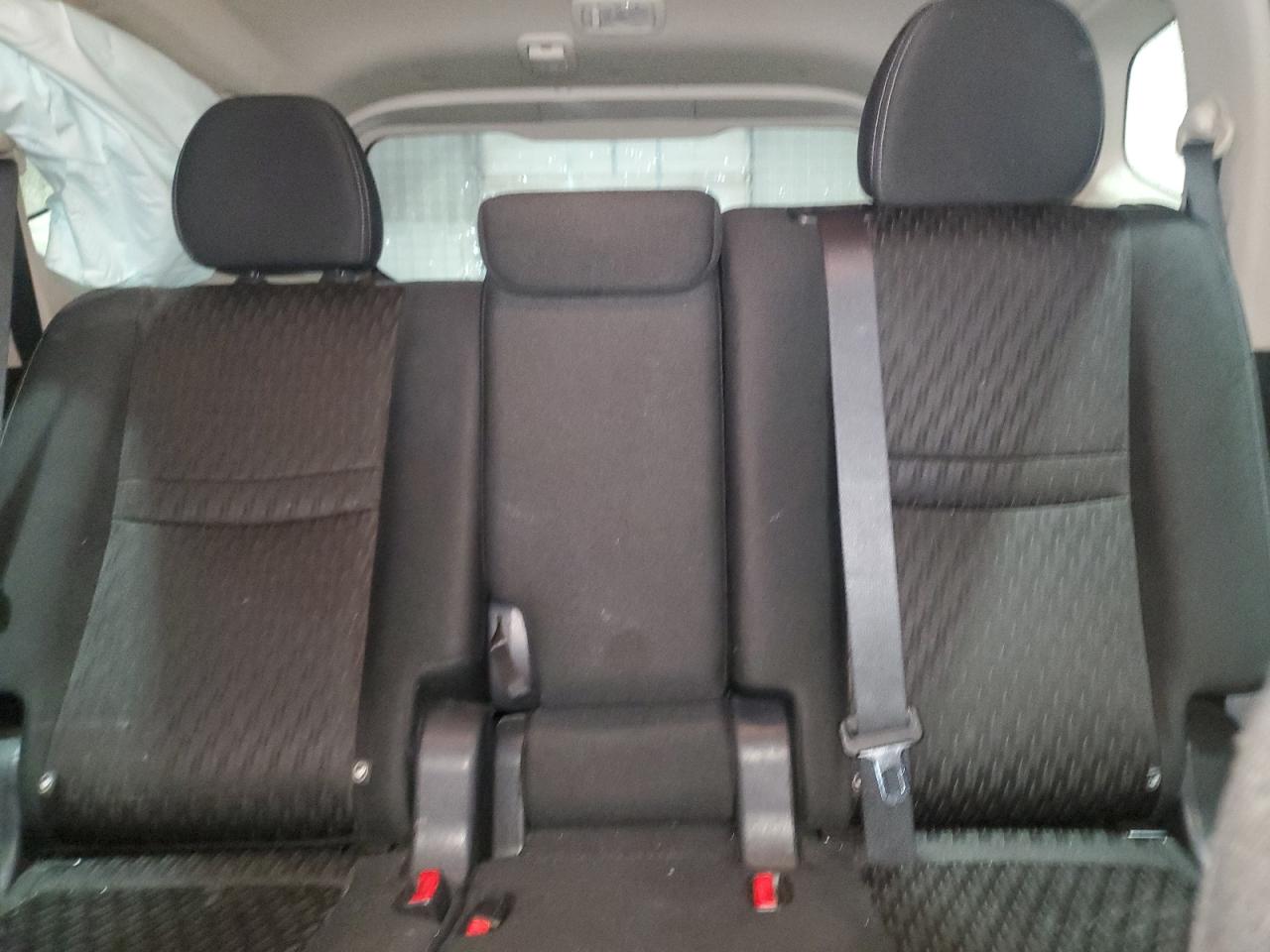 2019 Nissan Rogue - Image 10