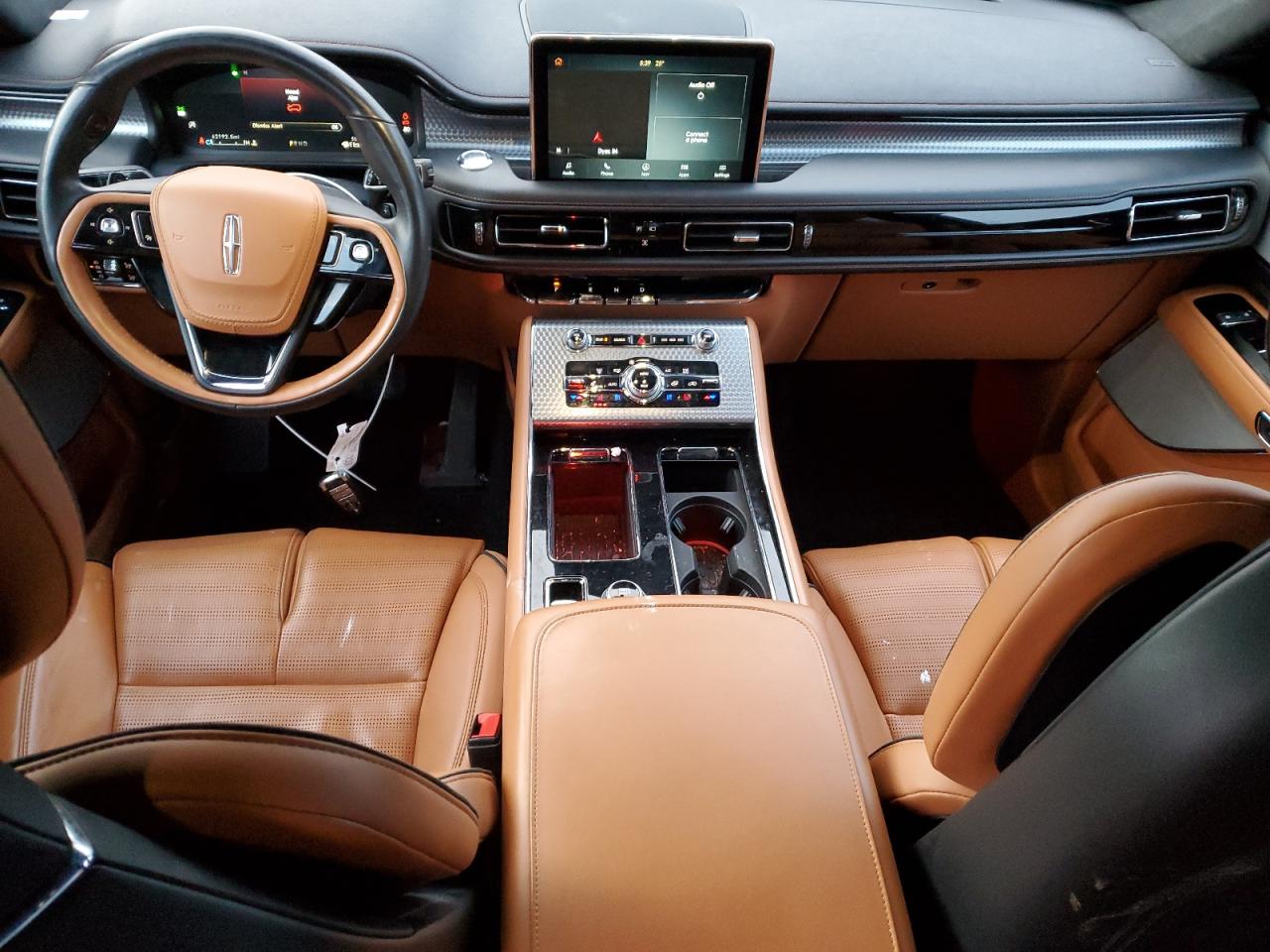 2020 Lincoln Aviator - Image 8