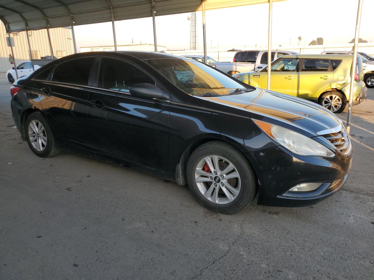 2013 Hyundai Sonata - Image 4
