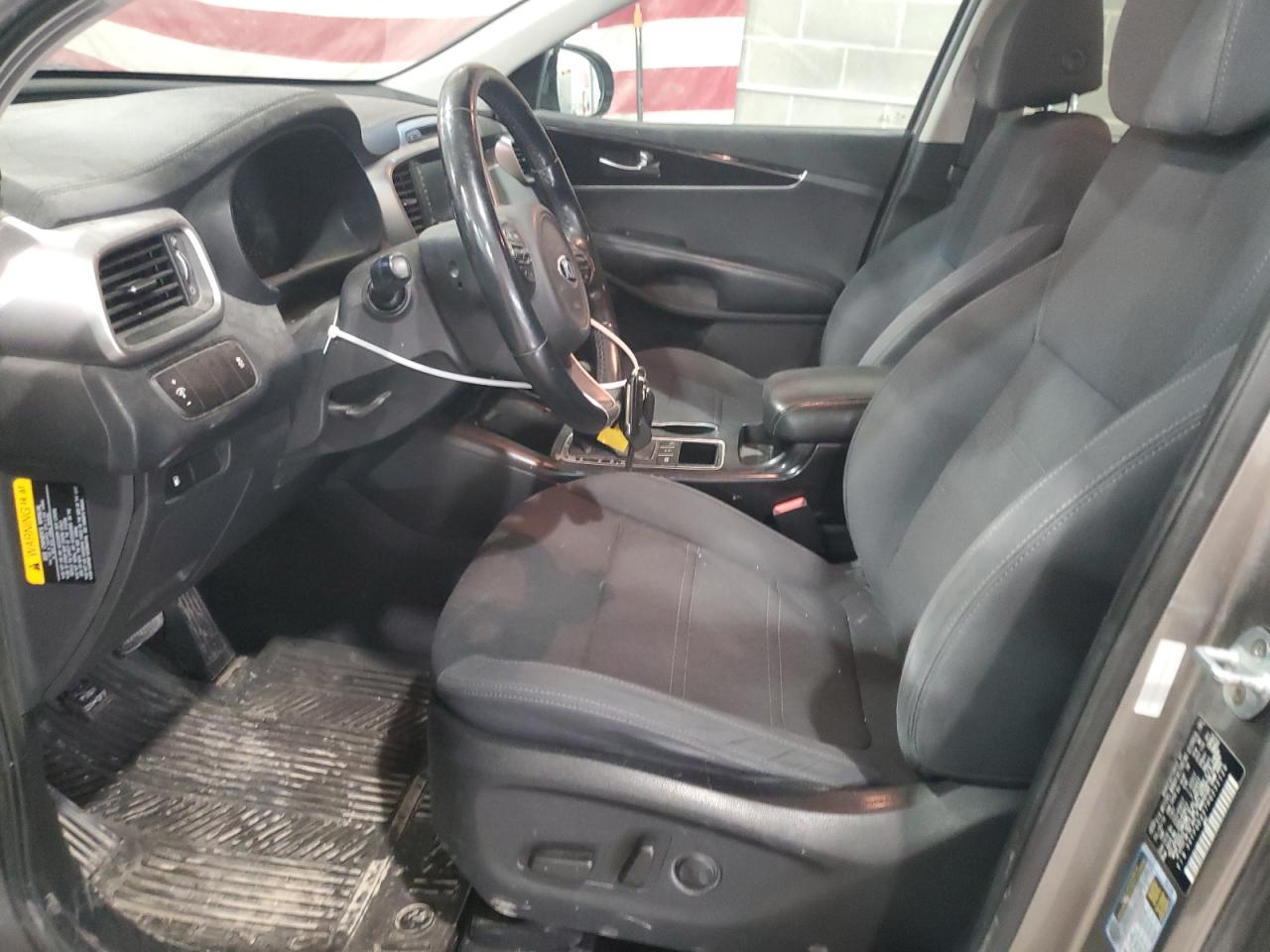 2017 Kia Sorento - Image 7