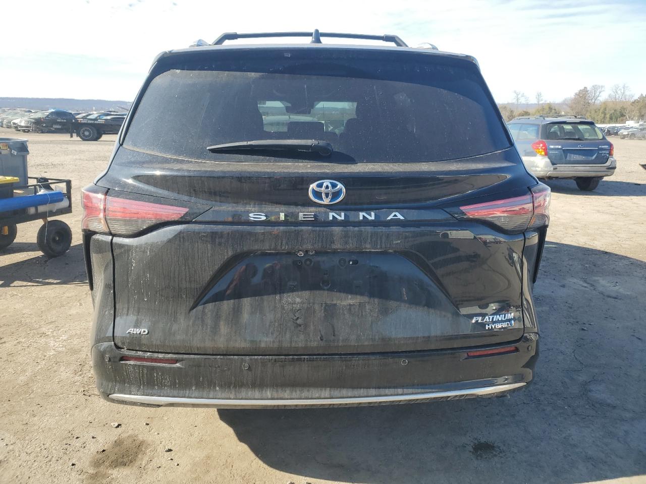 2021 Toyota Sienna - Image 6