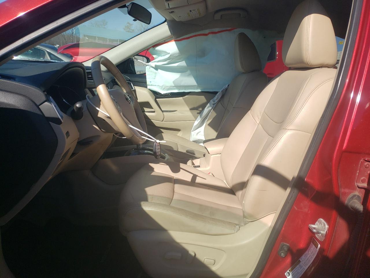 2014 Nissan Rogue - Image 7
