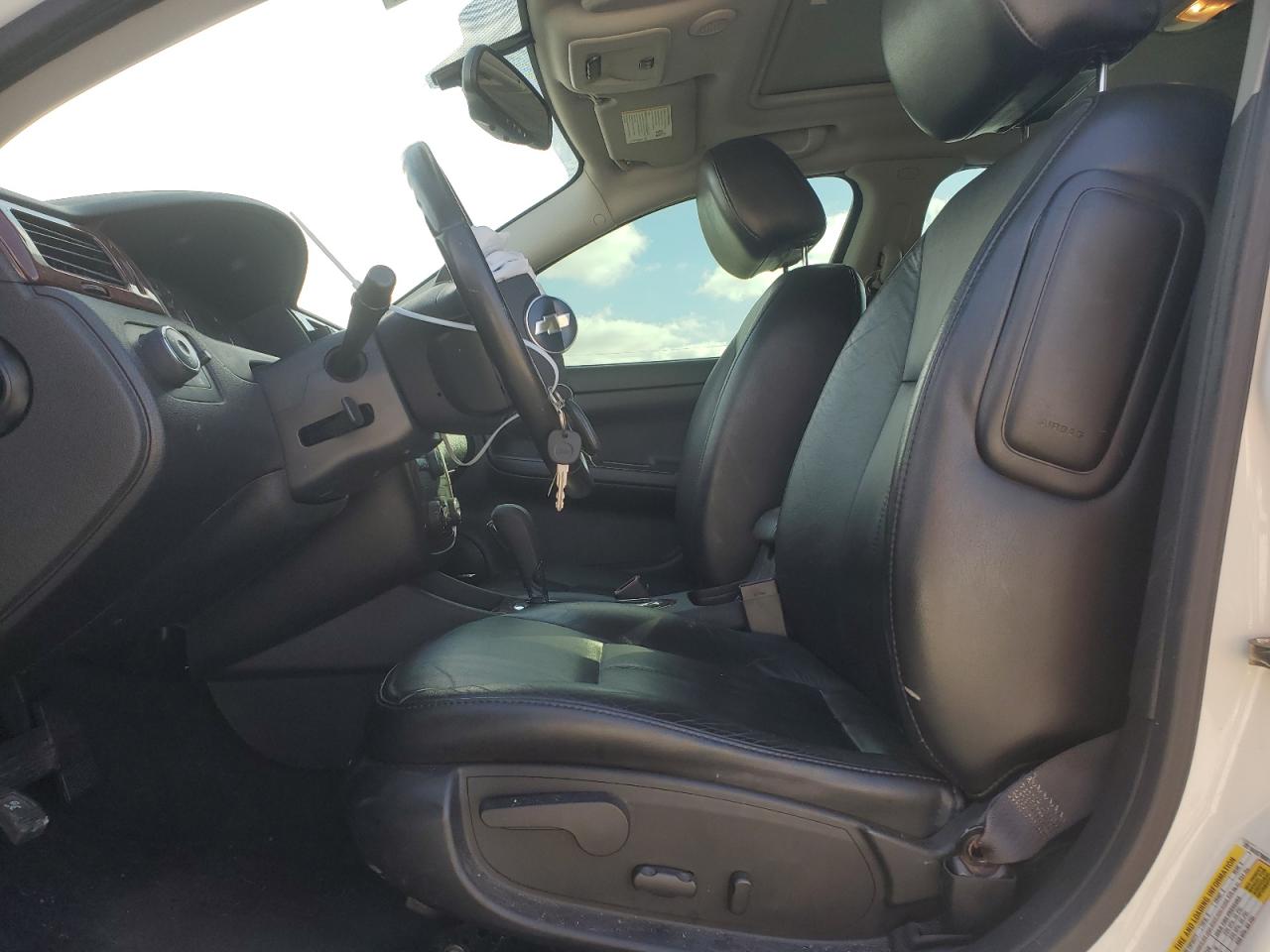 2009 Chevrolet Impala - Image 7