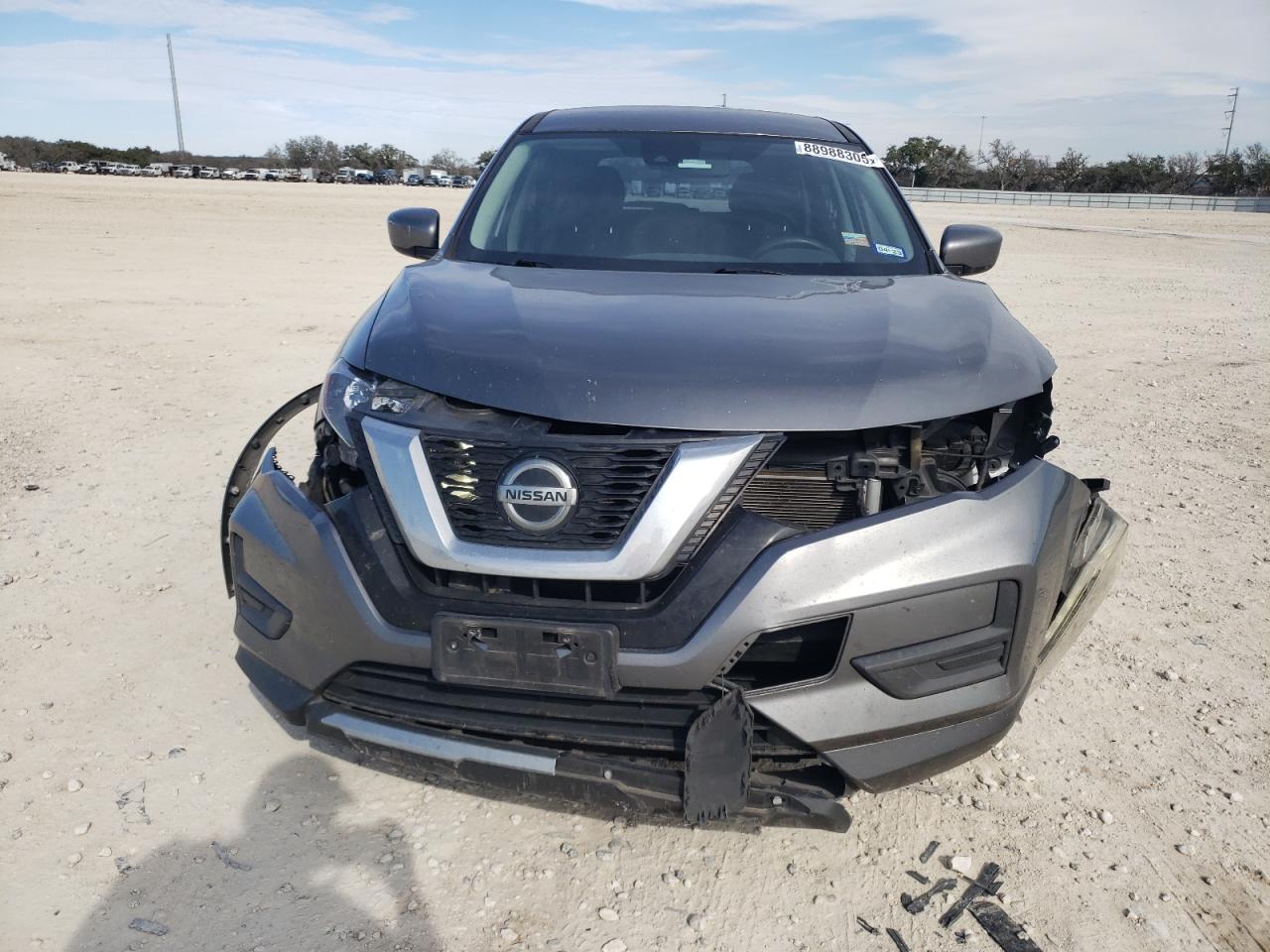 2020 Nissan Rogue - Image 5