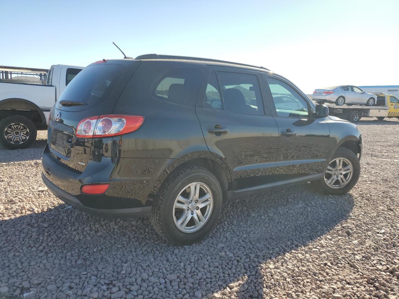 2012 Hyundai Santa Fe - Image 3