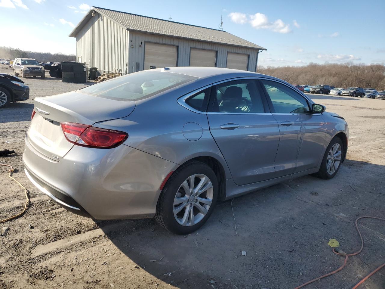 VIN 1C3CCCAB9FN568981 2015 CHRYSLER 200 no.3